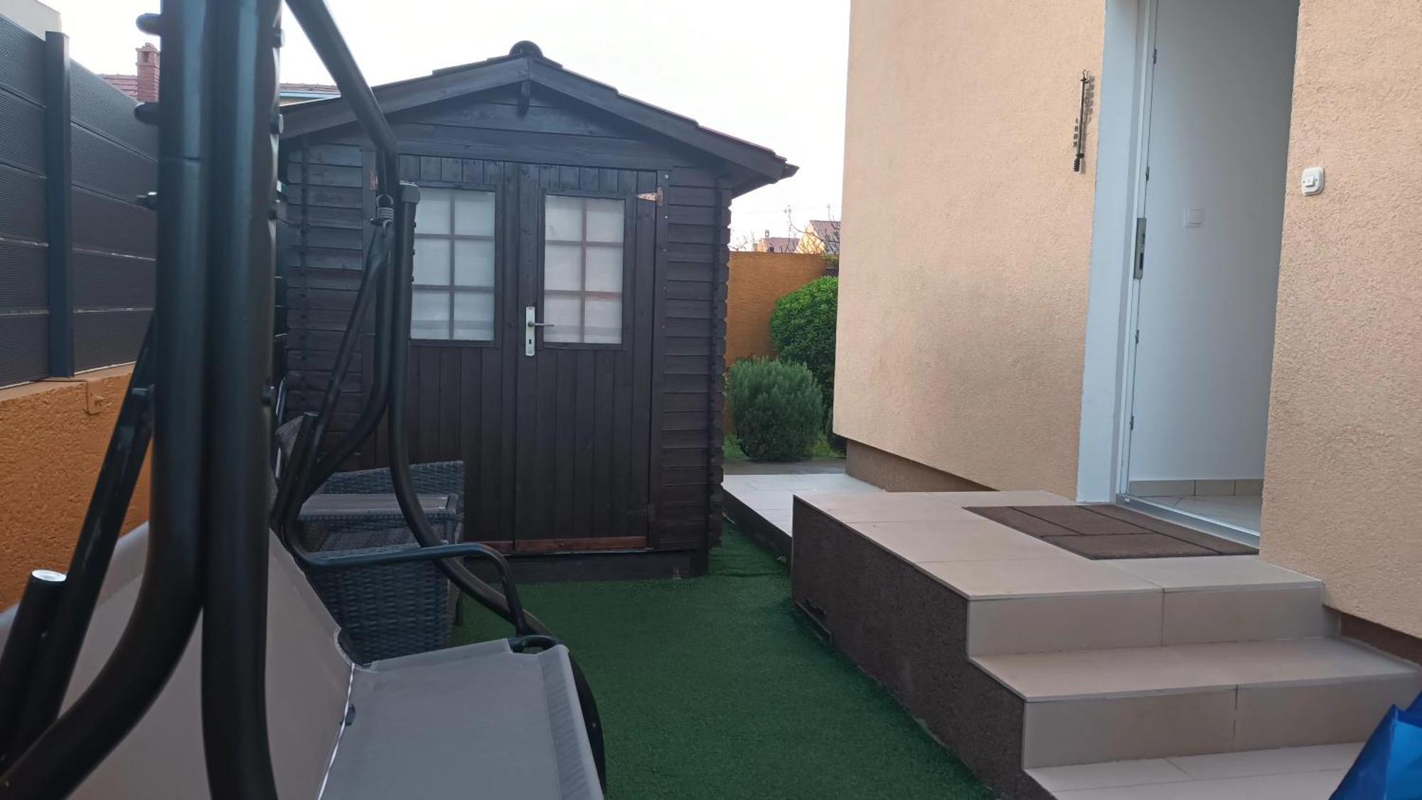 Apartman Sandra -Private Parking And Garden ザダル エクステリア 写真