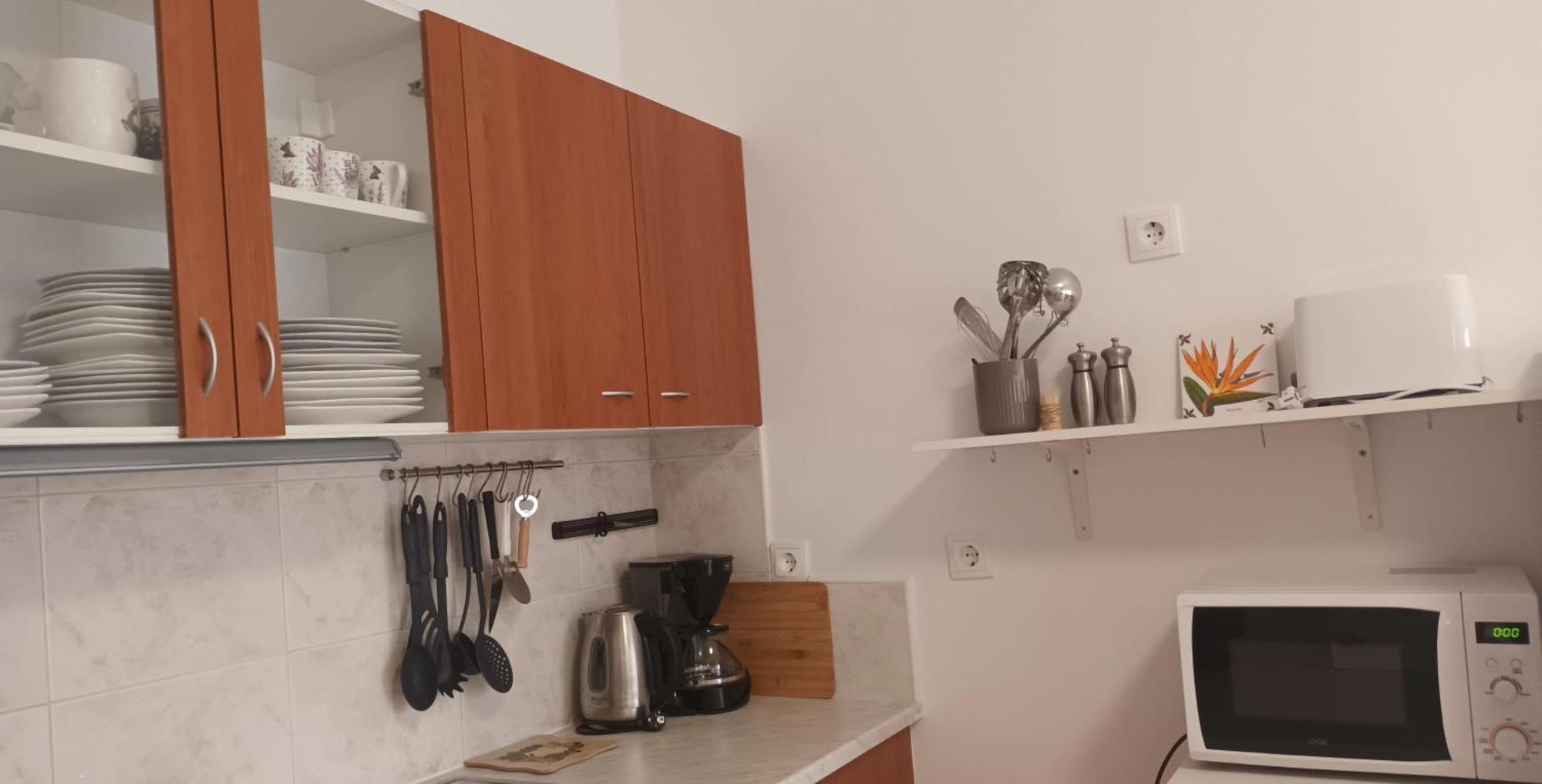 Apartman Sandra -Private Parking And Garden ザダル エクステリア 写真