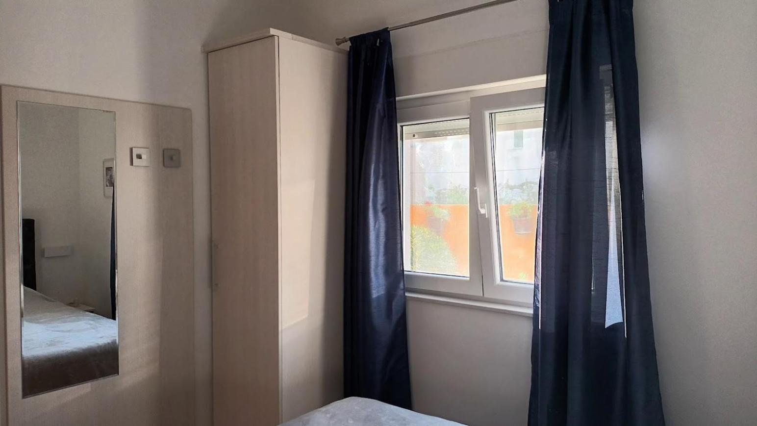 Apartman Sandra -Private Parking And Garden ザダル エクステリア 写真