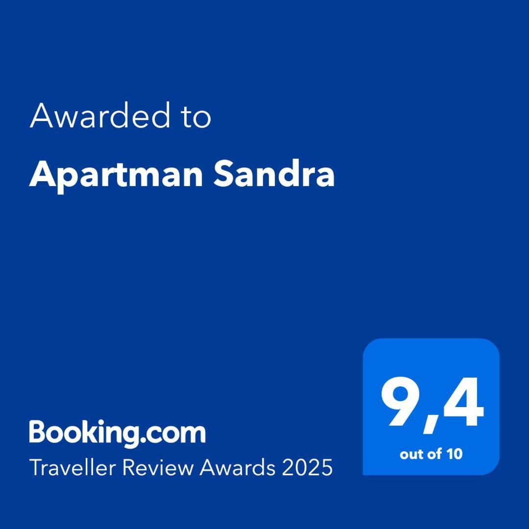 Apartman Sandra -Private Parking And Garden ザダル エクステリア 写真